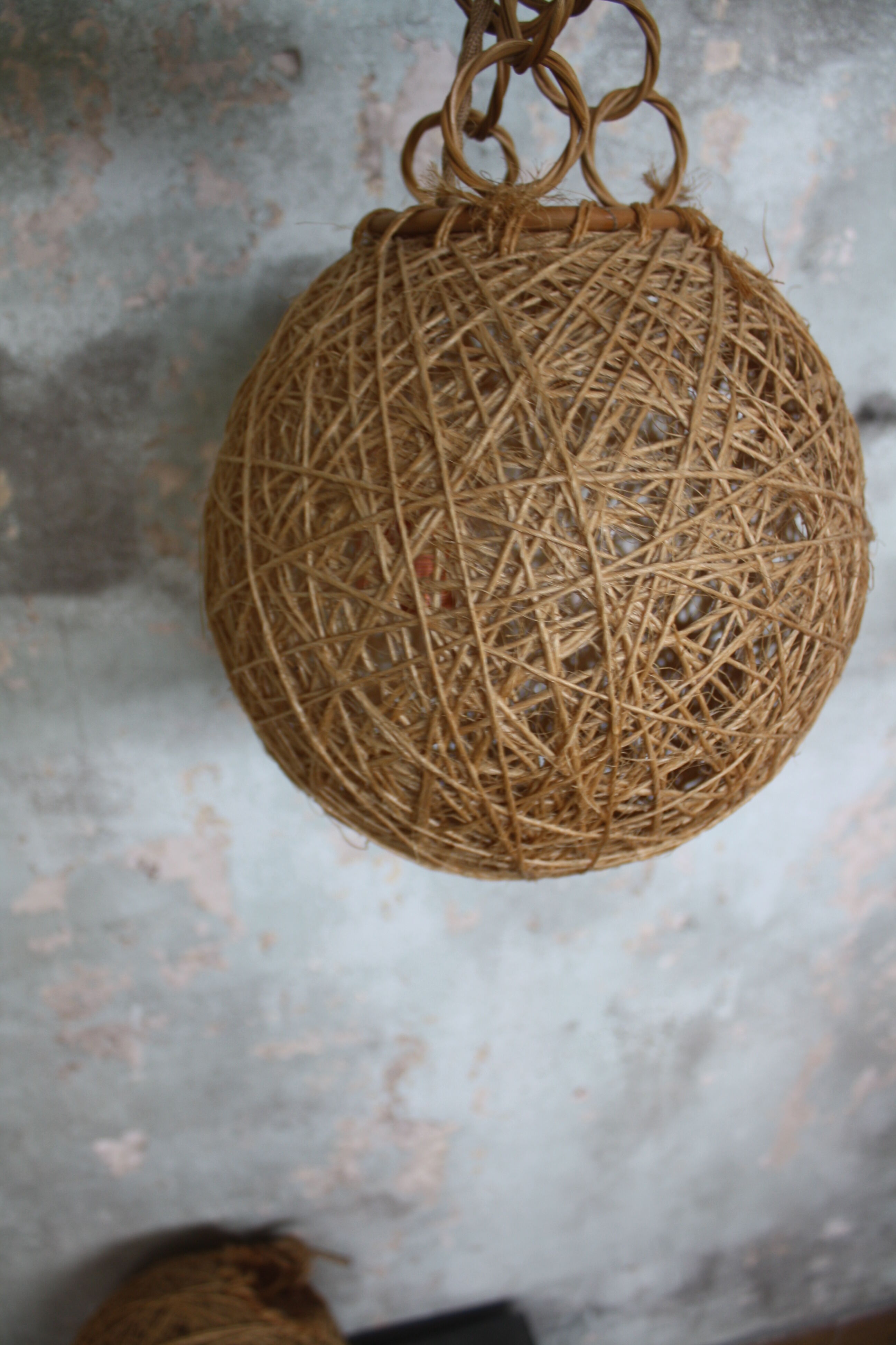 Set of 2 rattan and rope suspensions