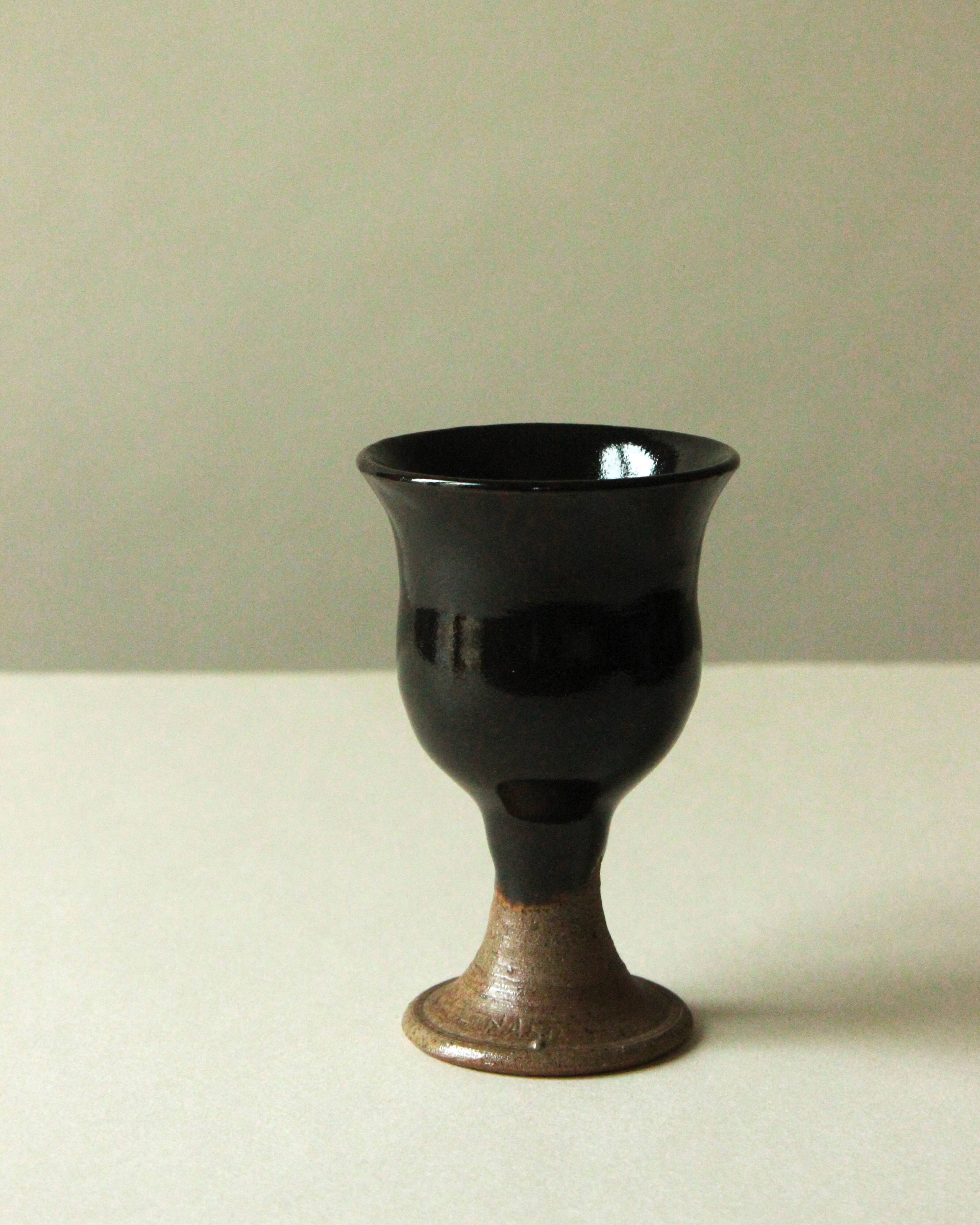 Mazagran in deep brown glazed stoneware, by Jean Linard