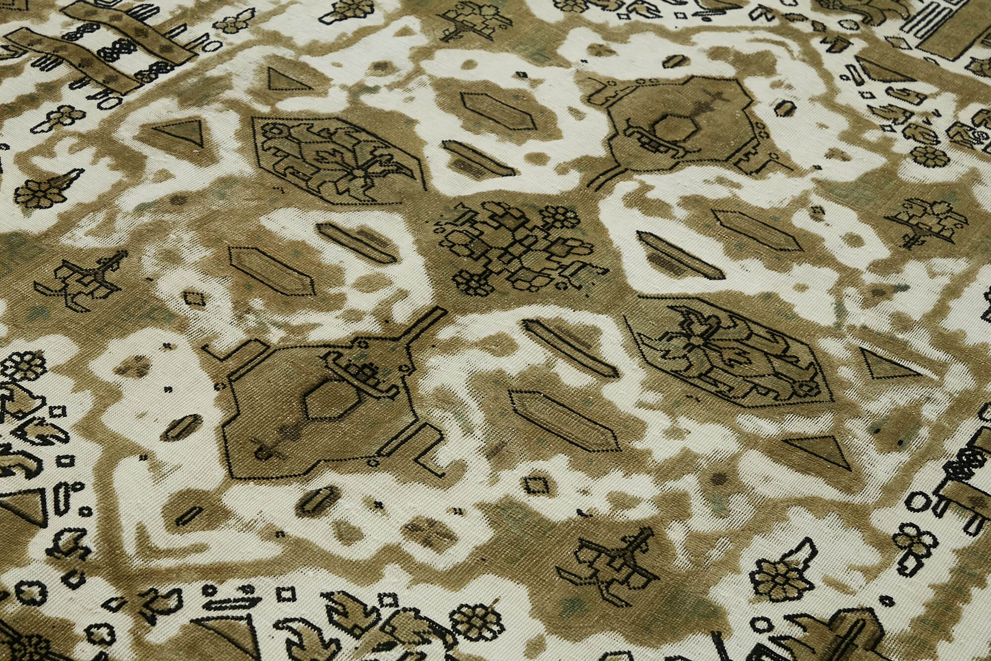 Hand-Knotted Anatolian One of a Kind 1970s 280 cm x 365 cm Beige Wool Carpet