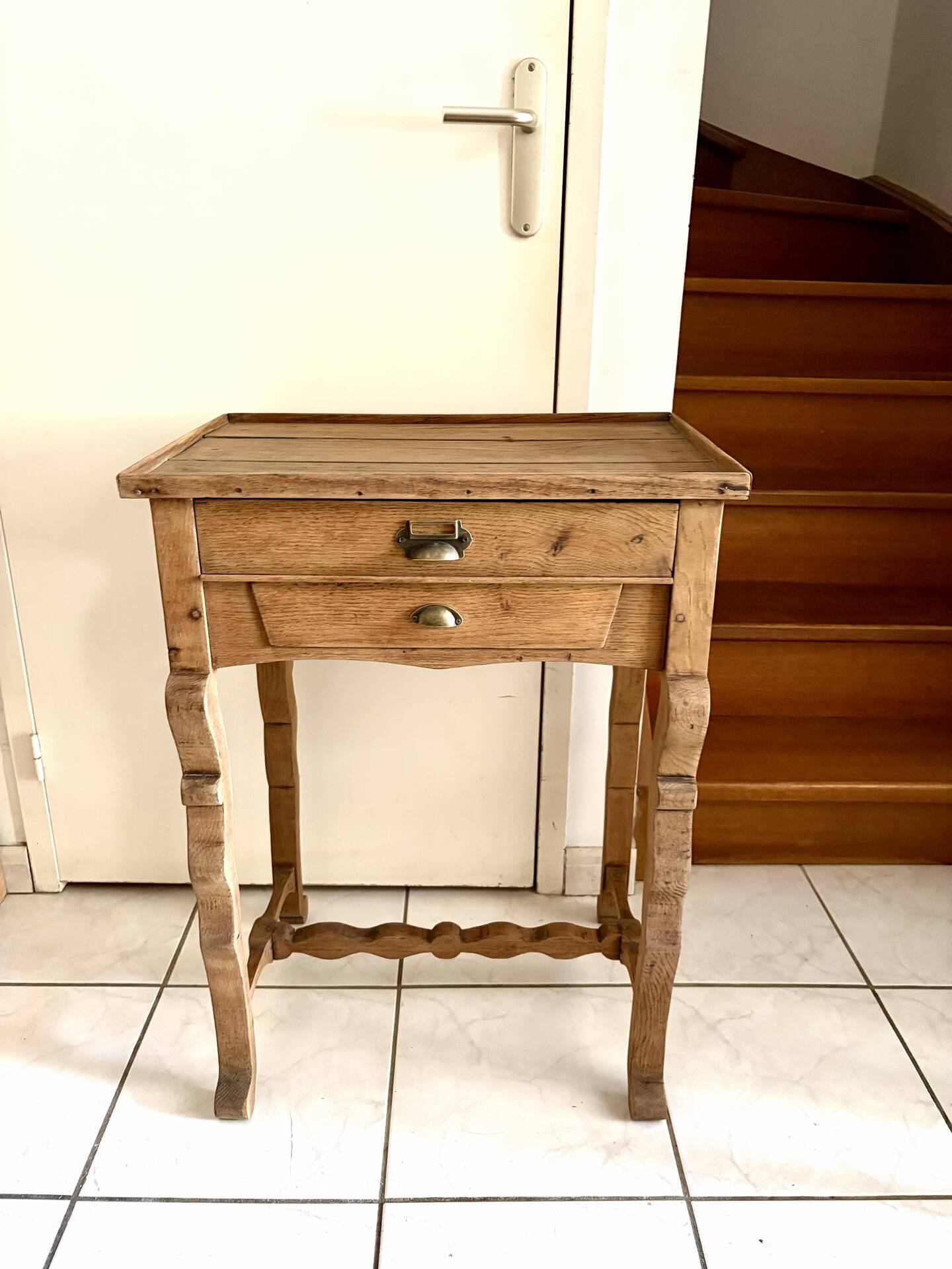 Travailleuse en bois