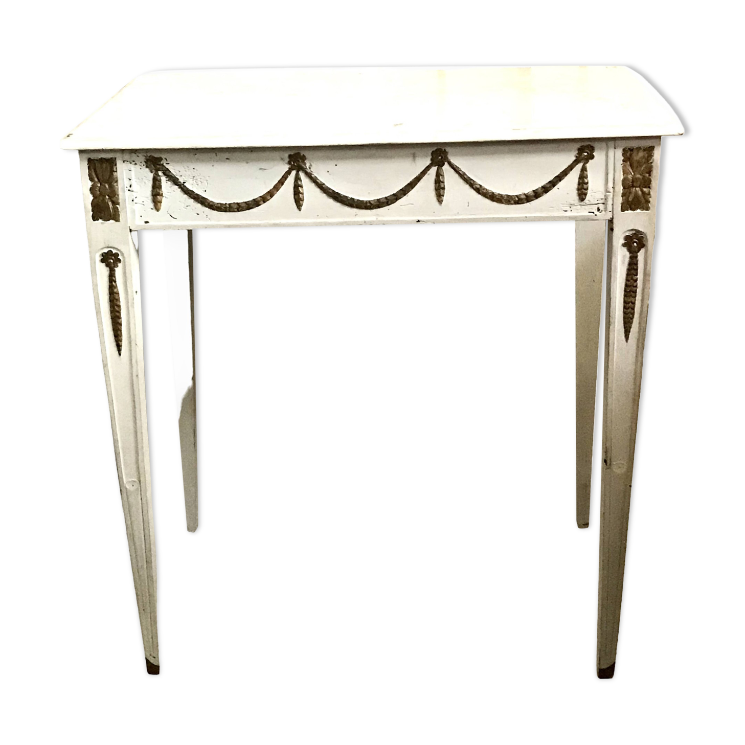 Petite table en bois à patine or et blanc cassé, XIX ème