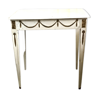 Petite table en bois à patine or et blanc cassé, XIX ème