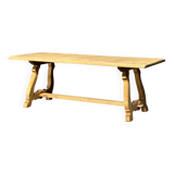 Spanish table