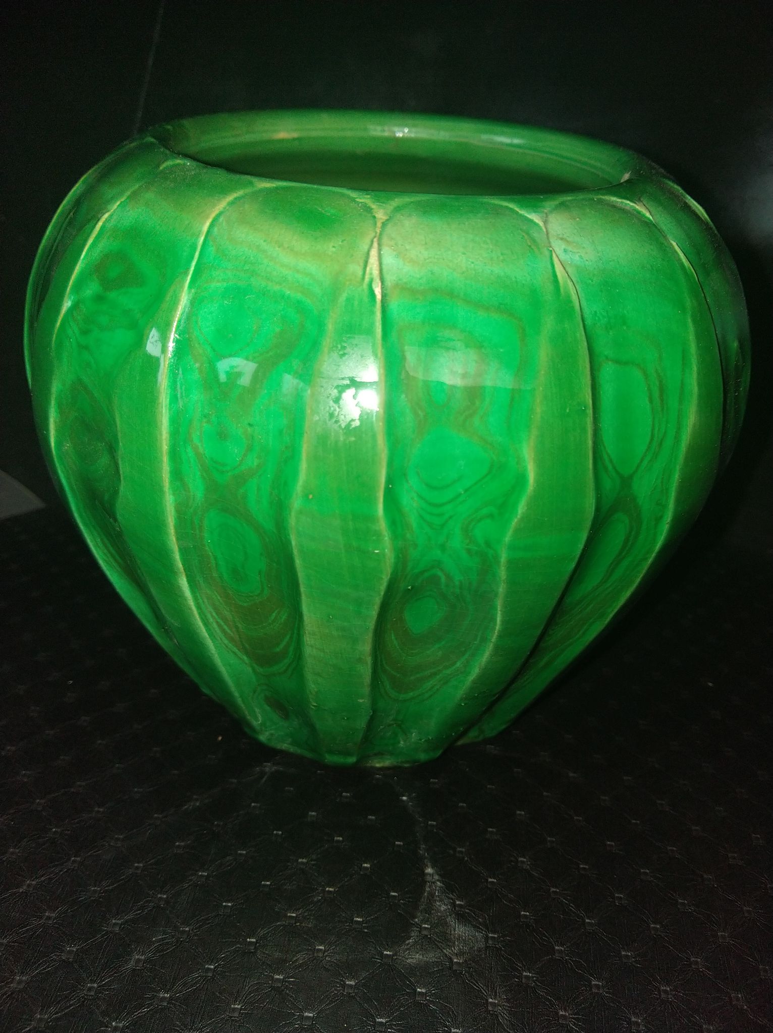 Vase céramique vert à effet de moire vers 1930