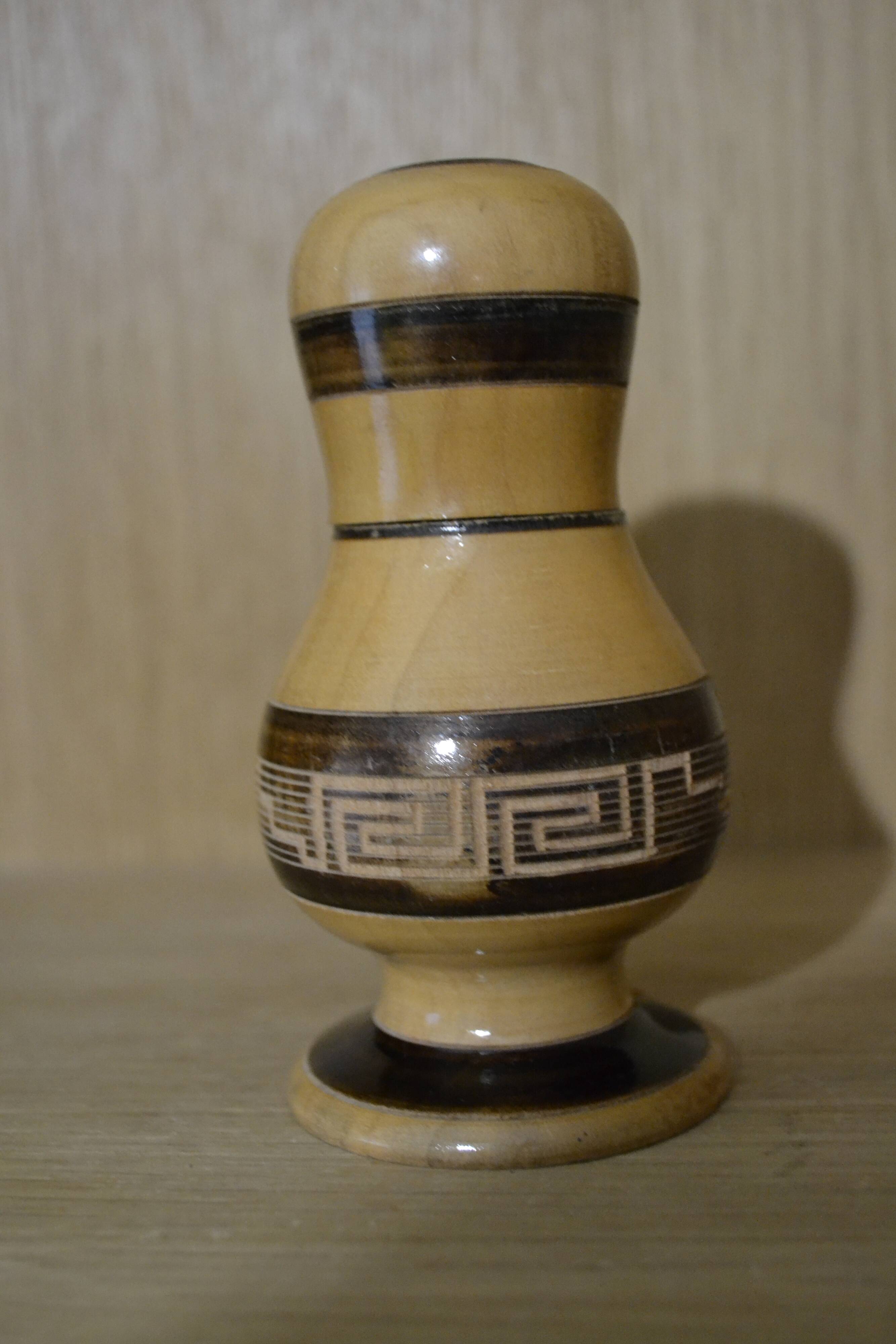 Wooden pepper pot