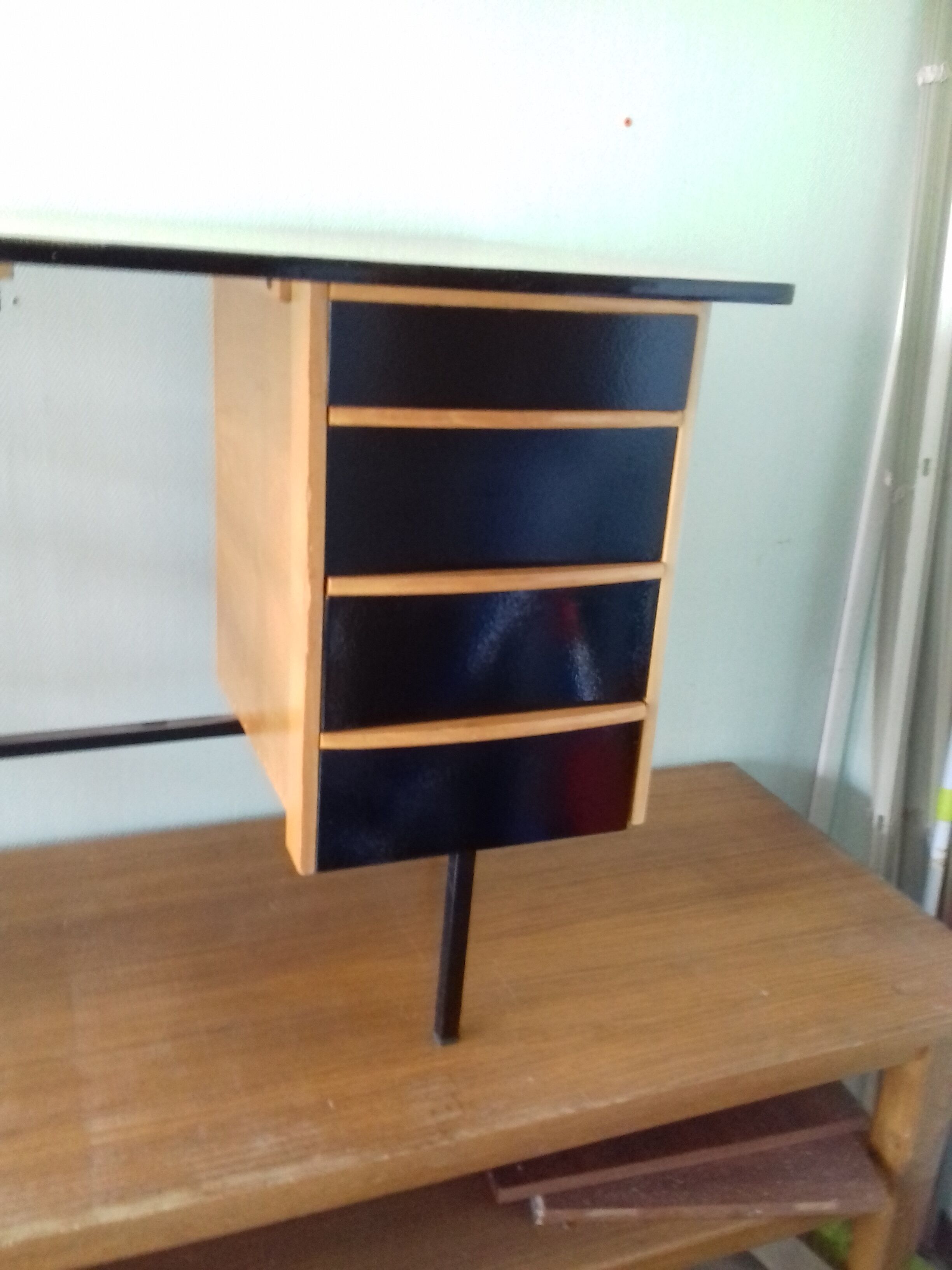Bureau vintage années 70