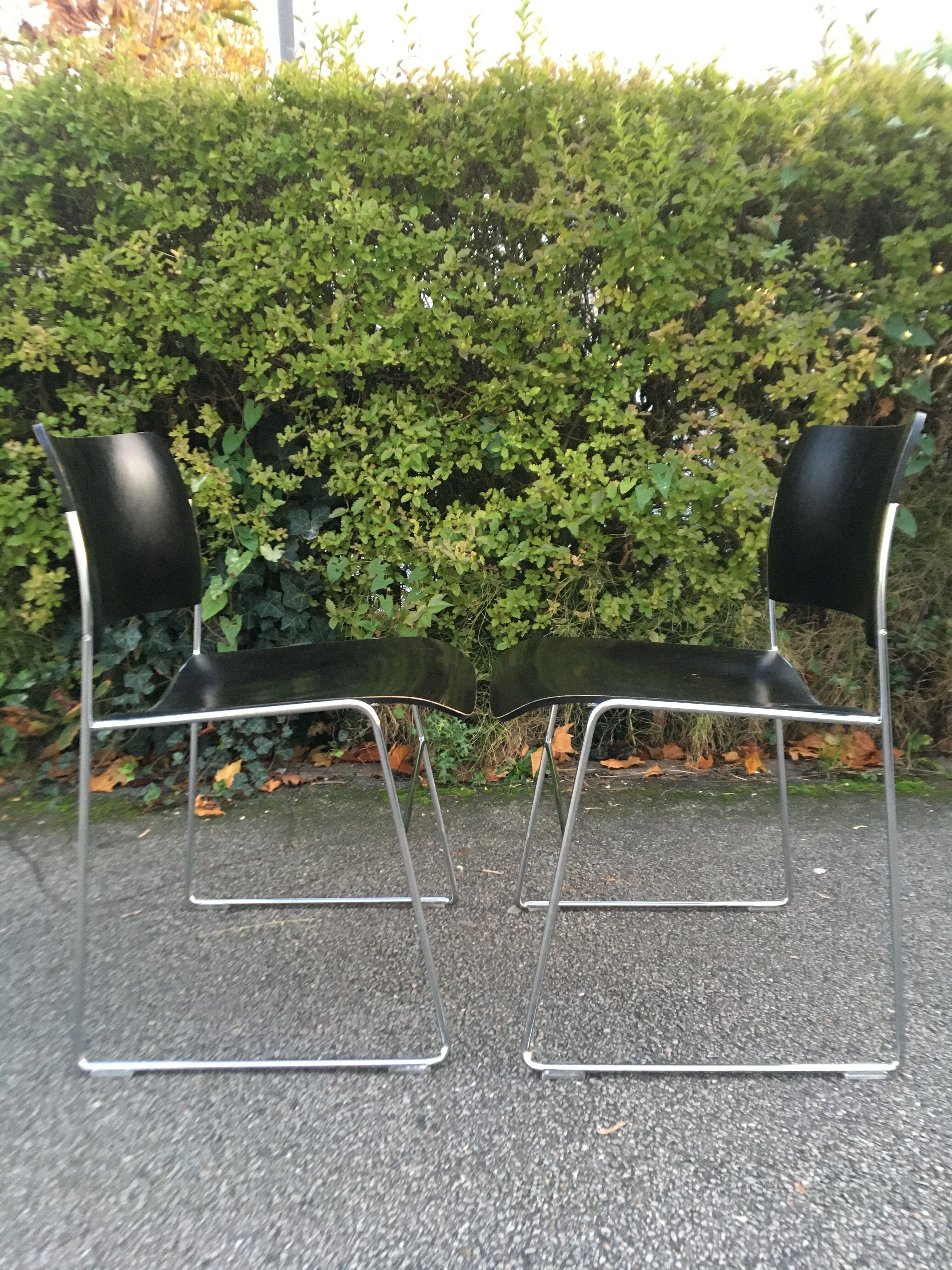 Set of 6 David Rowland Black Chairs 40/4