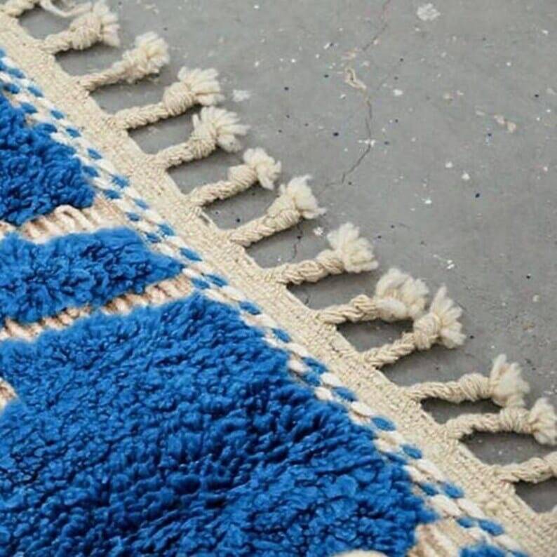 Berber rug in pure wool size 200 x 300 cm