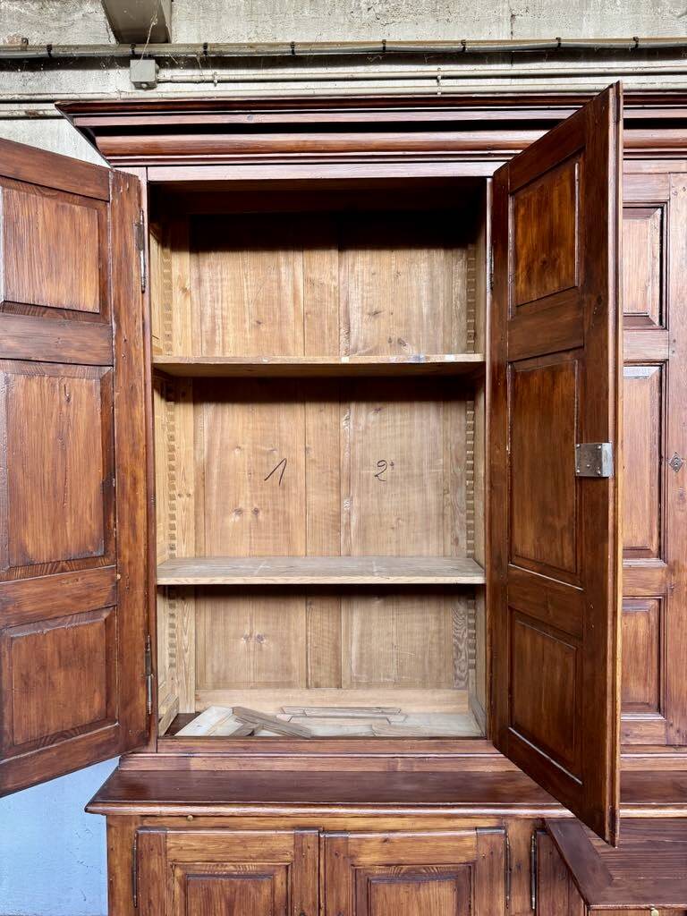 Grand buffet  bibliotheque 2 corps meuble de métiers