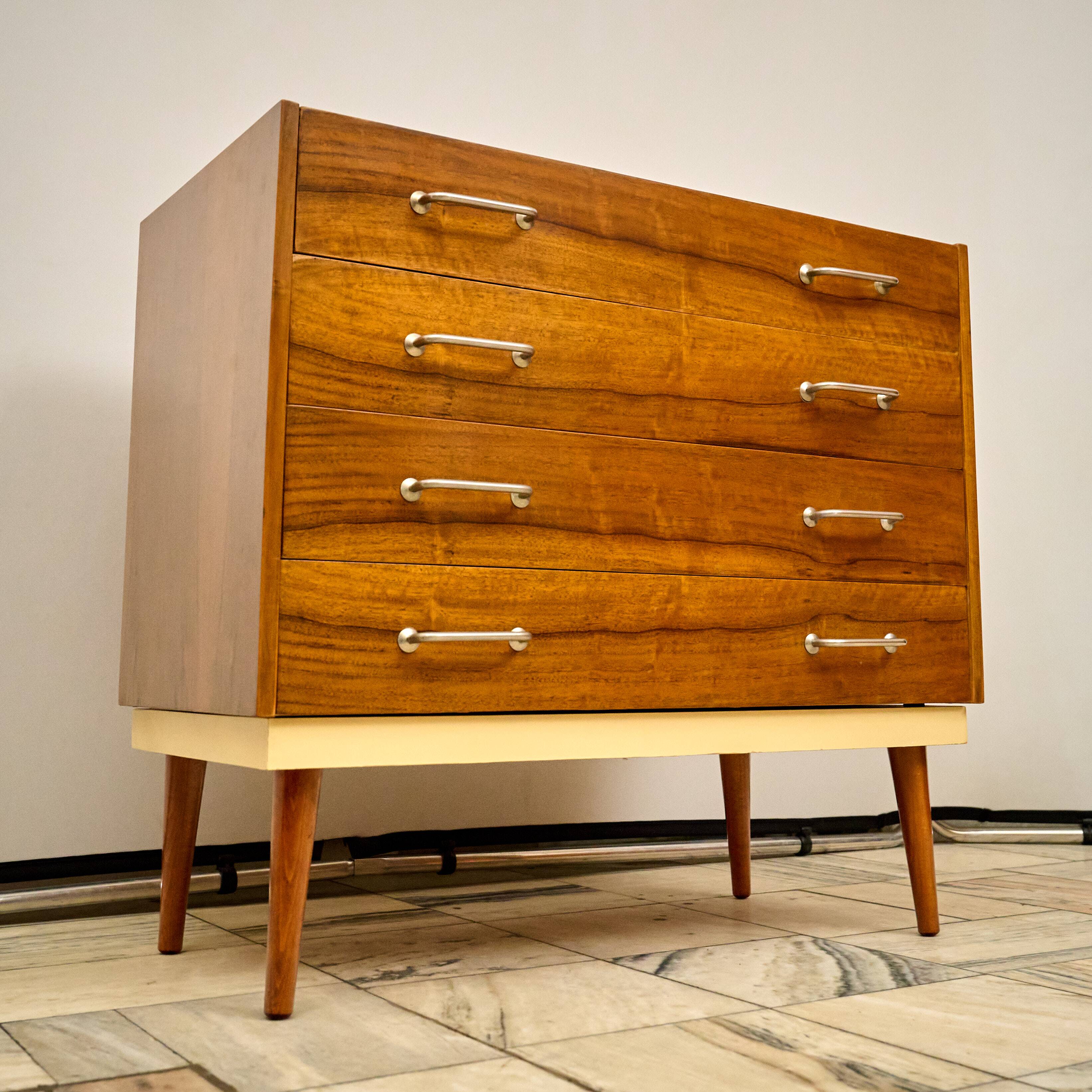 Commode vintage / Coiffeuse, années 1960 Tchécoslovaquie