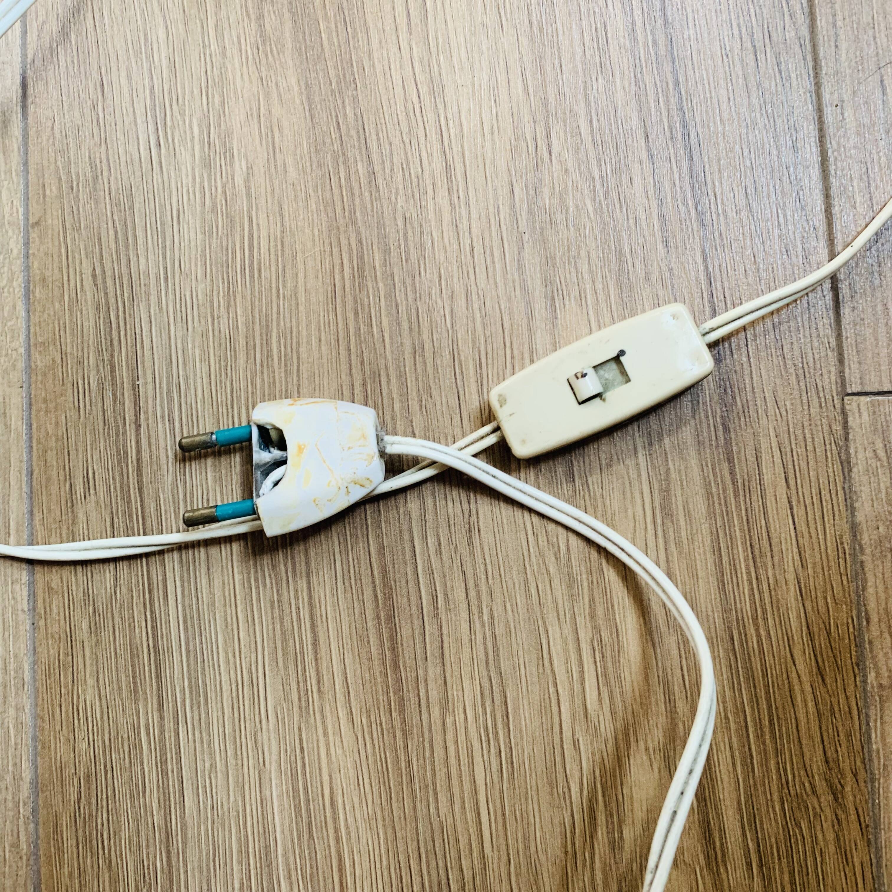 Large turned wooden lamp base