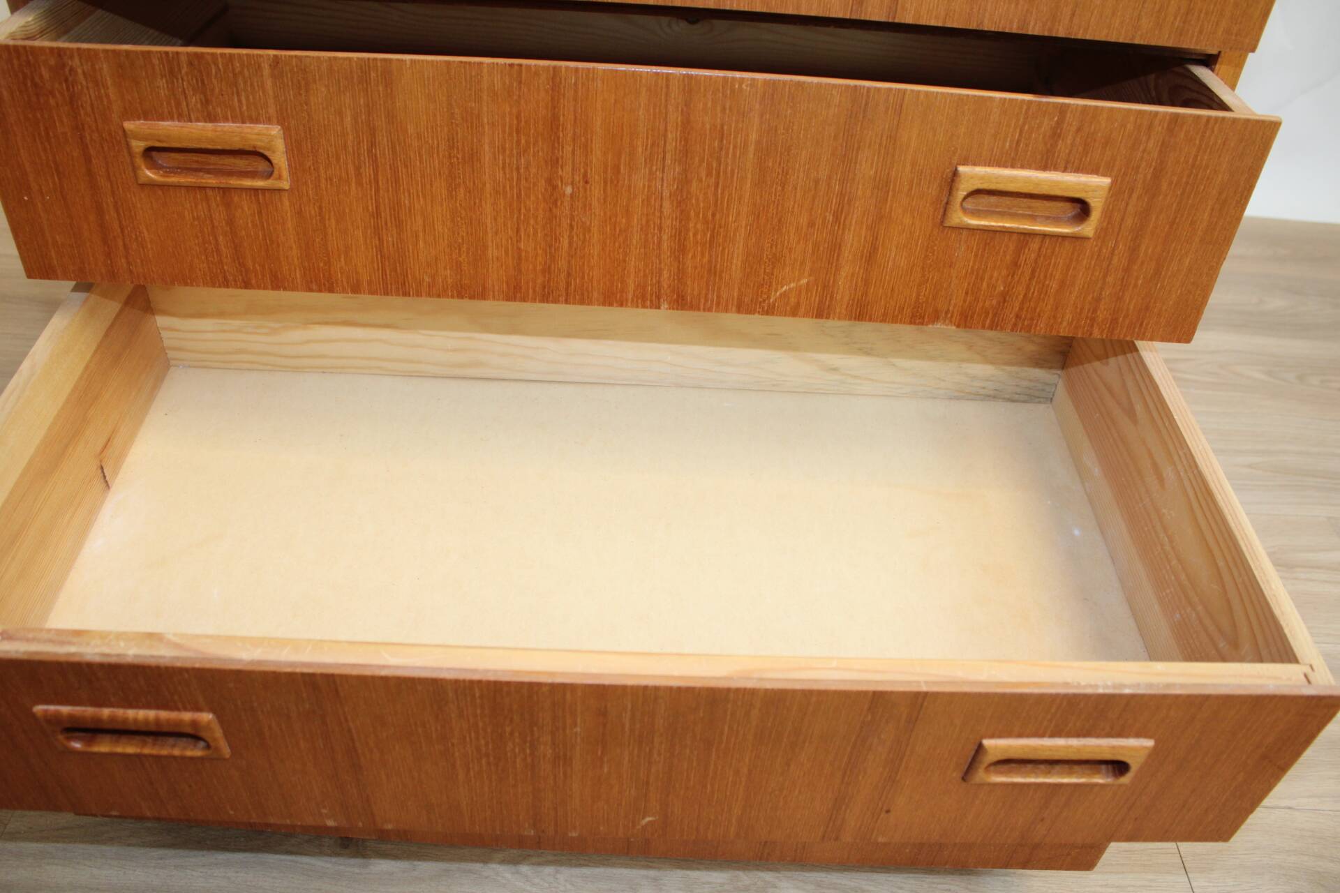 4-drawer chest of drawers in teak 1960 Denmark