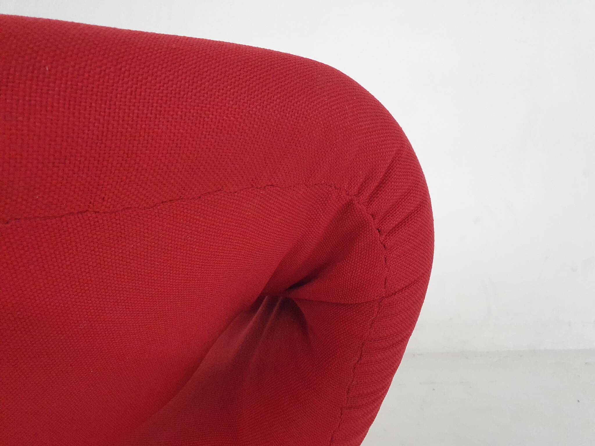 Design lounge chair model "Ribbon" by Pierre Paulin for Artifort, The Netherlands 1966