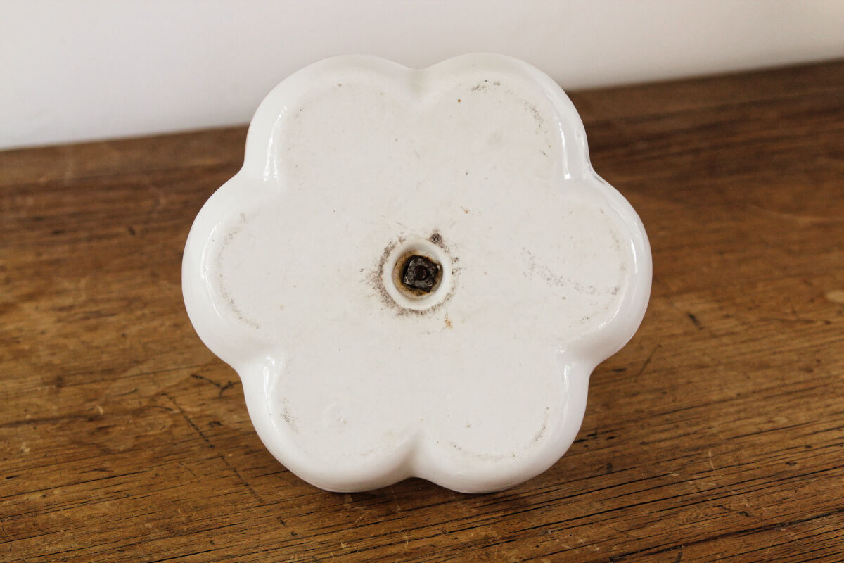 Empty pocket Pierrot art deco