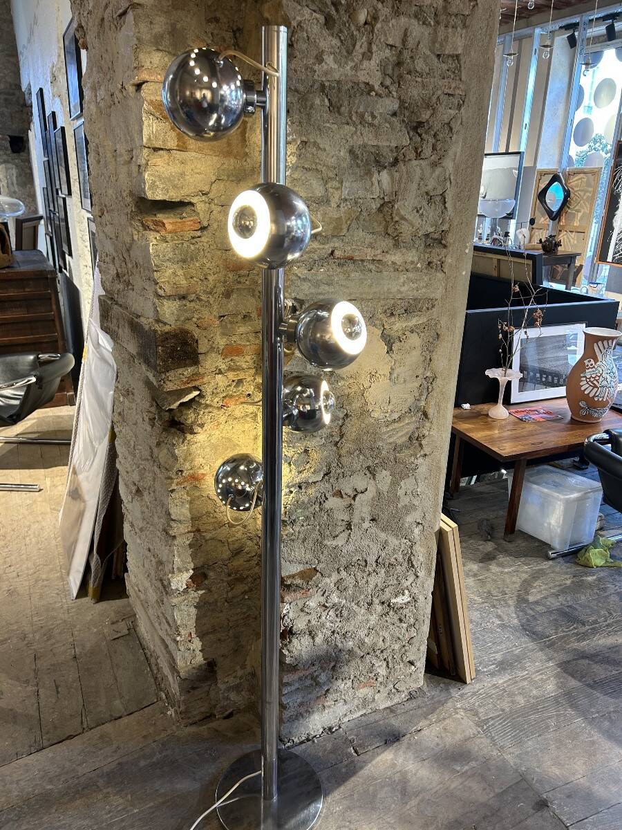 Rare magnetic eyeball floor lamp by Goffredo Reggiani
