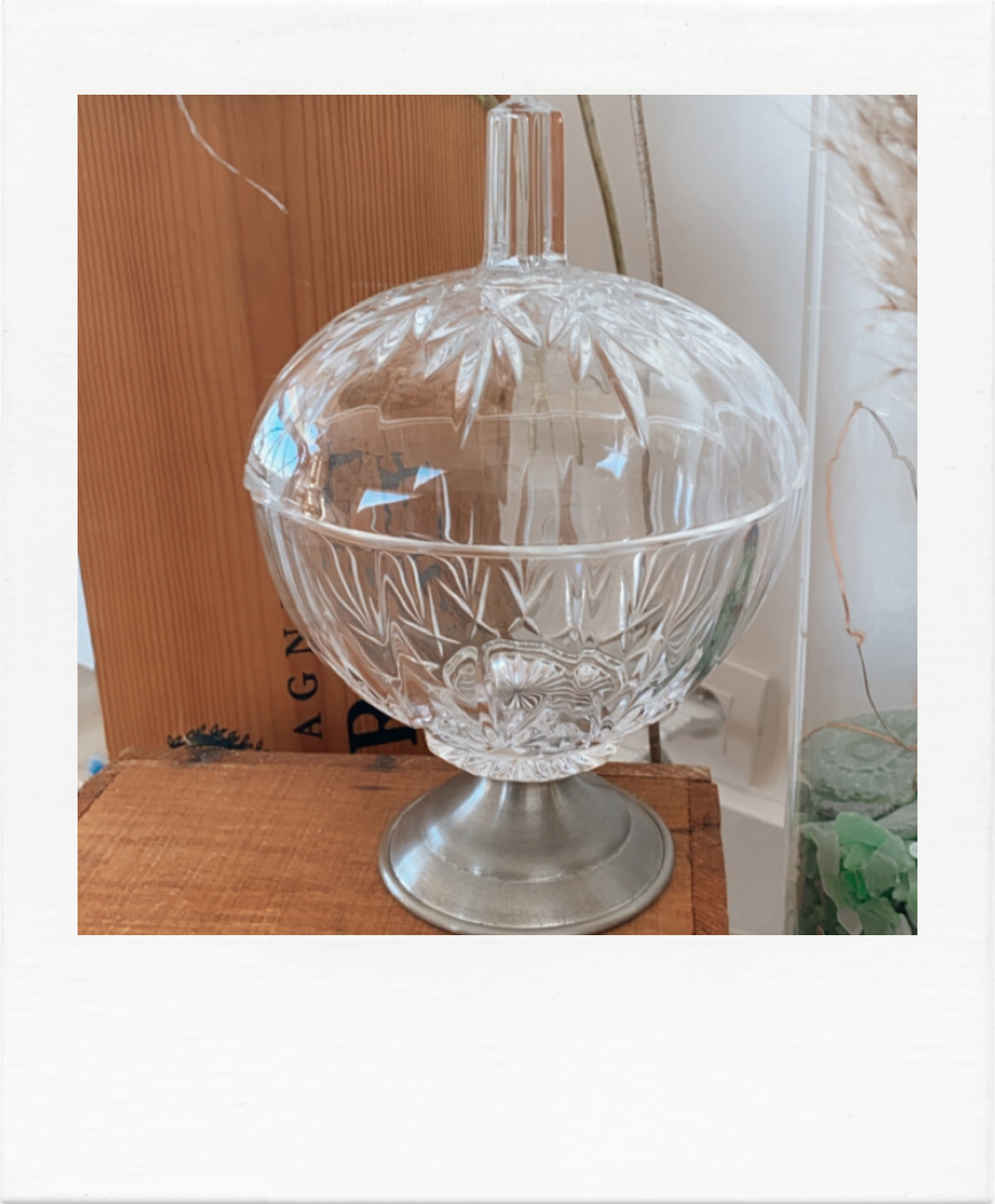 Candy chiseled glass and tin