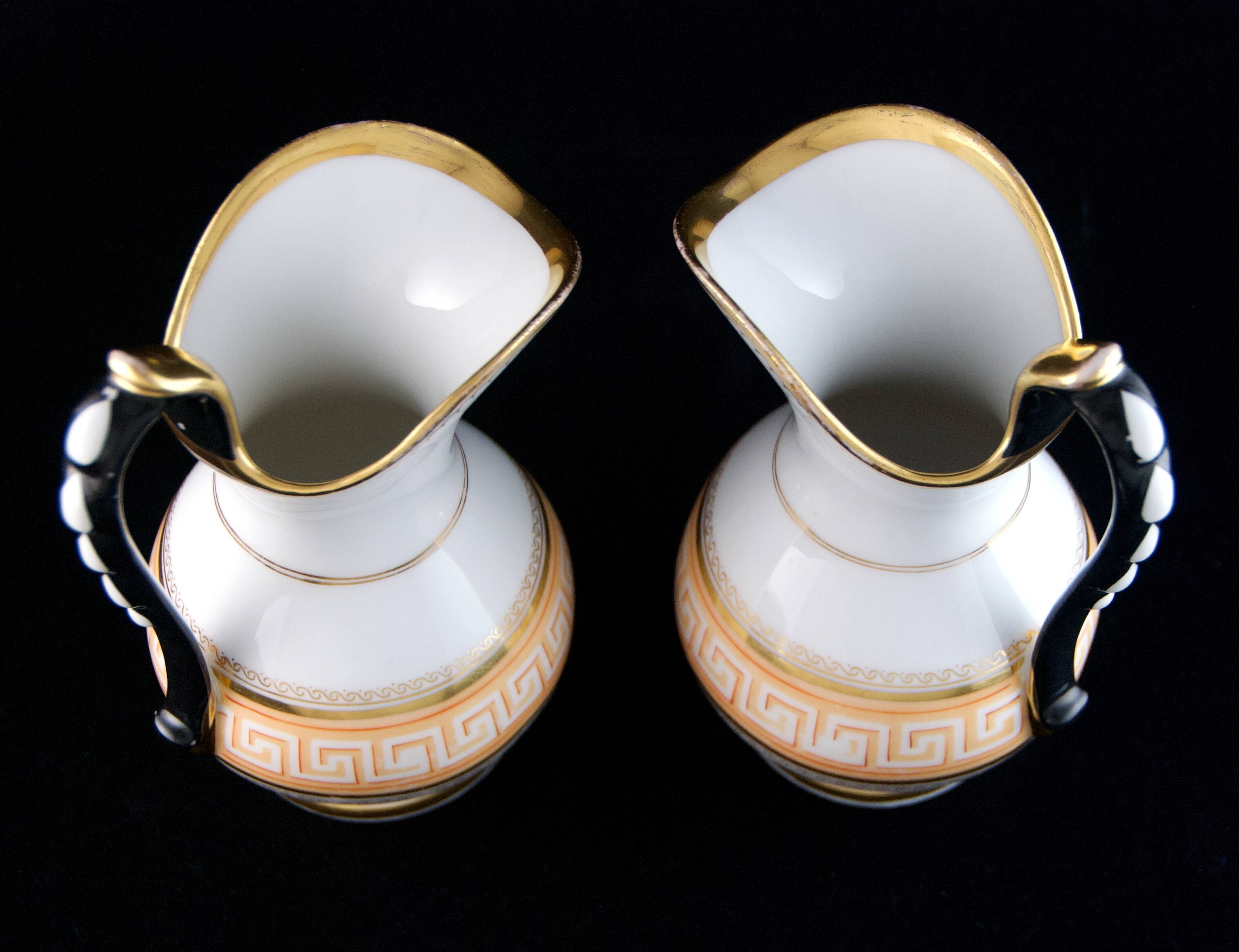 Pair of Antique style porcelain ewers by Carl THIELSCH, ALTWASSER, c. 1860