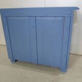 Former desk, dresser presentation