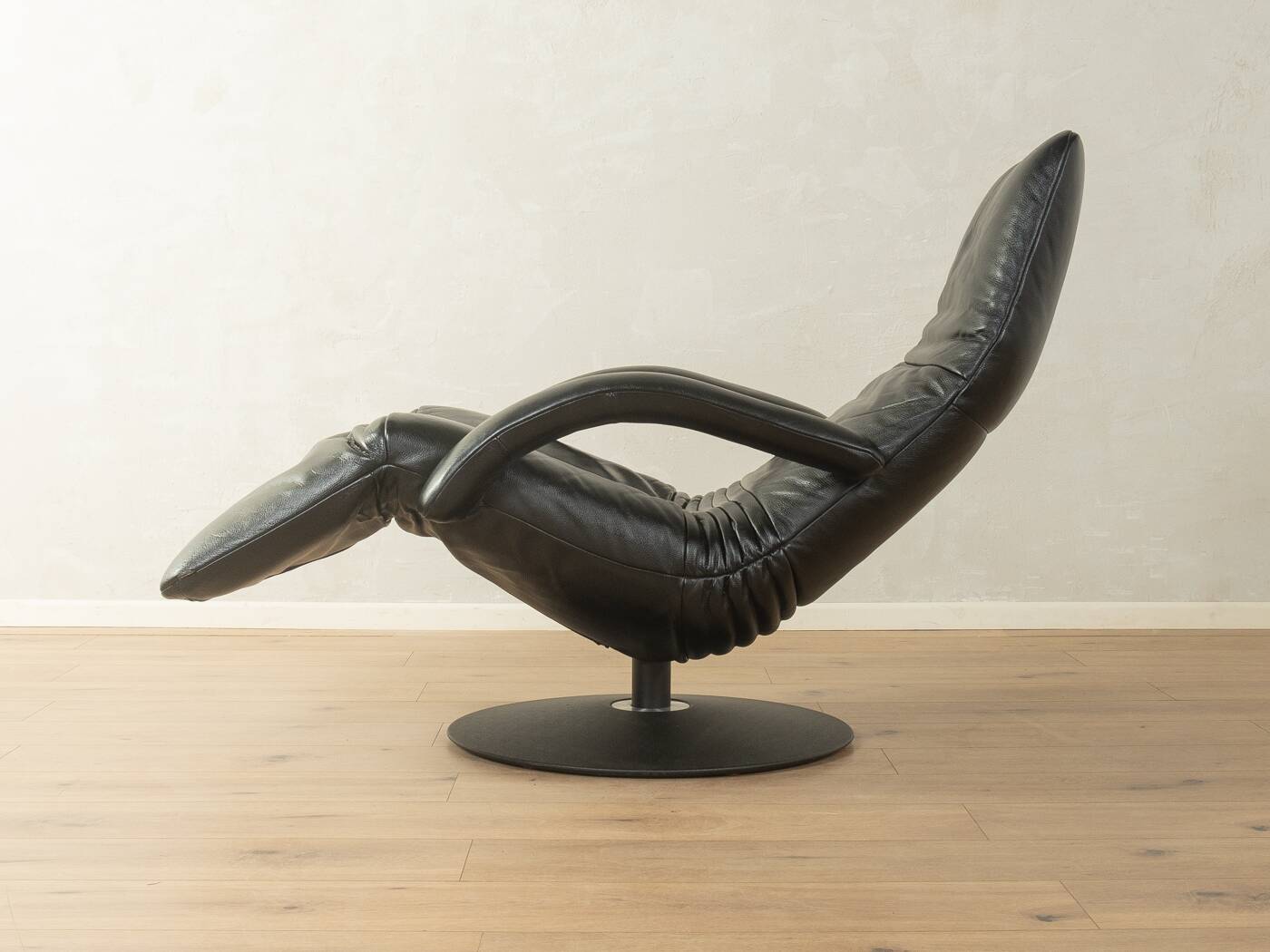JR-7360 Yoga Relax armchair by JORI, 1980s, black leather
