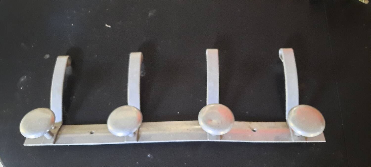 Aluminum wall coat rack