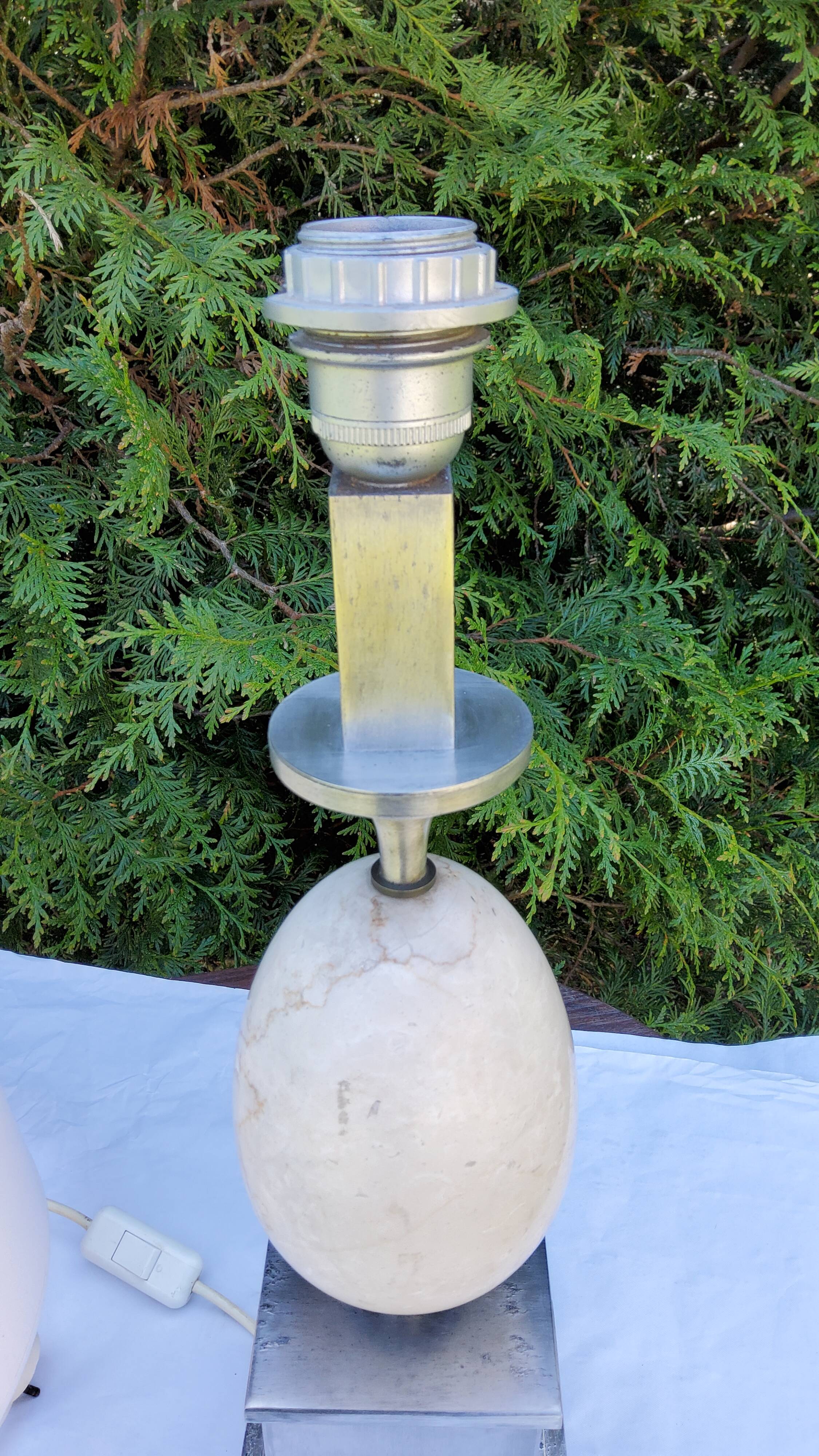 Lampe oeuf en marbre des années 70 bf Italie