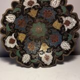 Copper cup, painted partitioned, on base