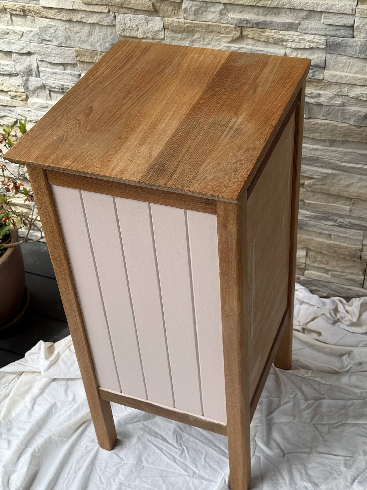 Chest of drawers with 3 drawers
