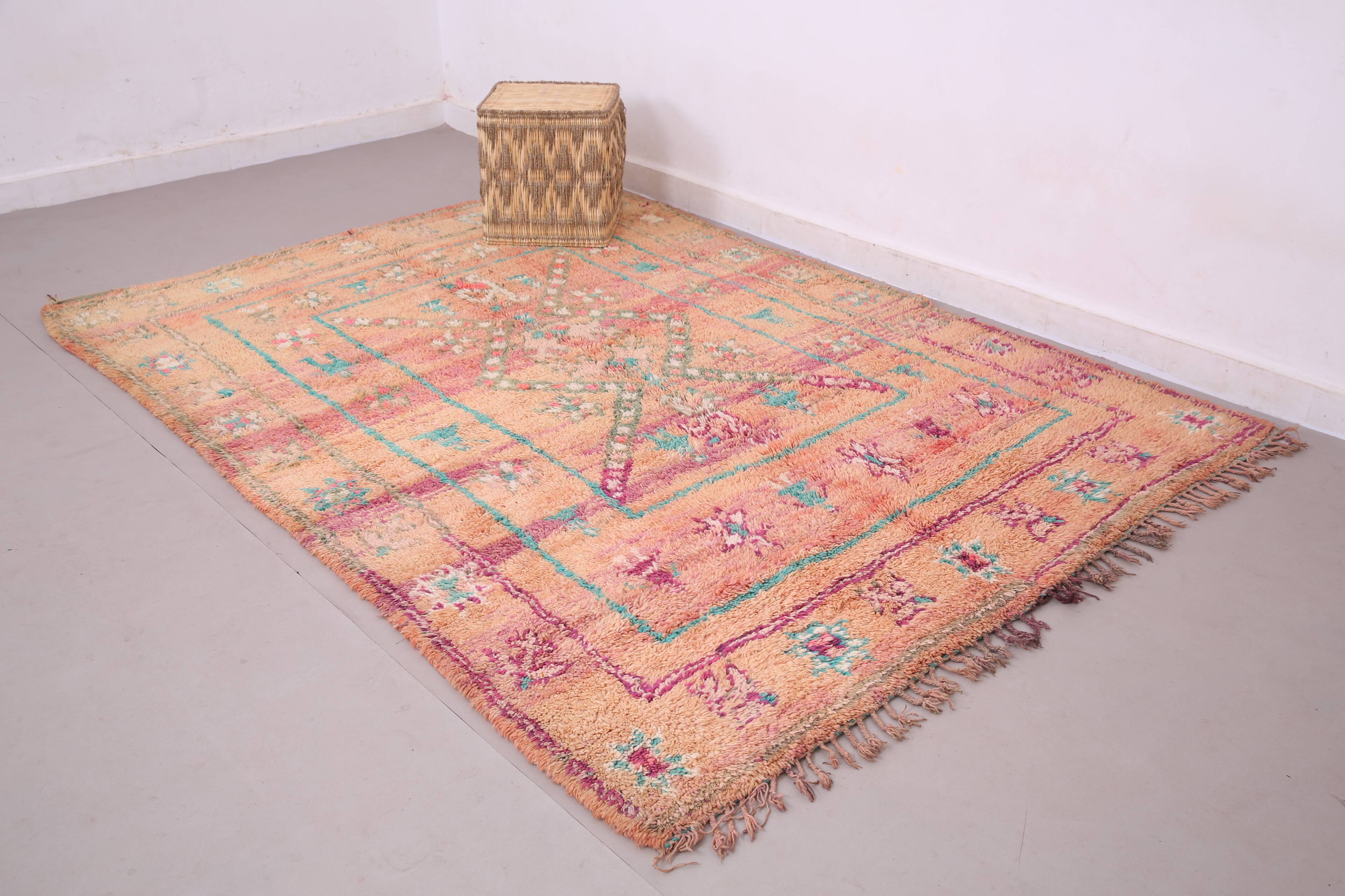 Peach Vintage Moroccan Rug 180 x 253 cm - Handmade Berber Wool Rug - Boho