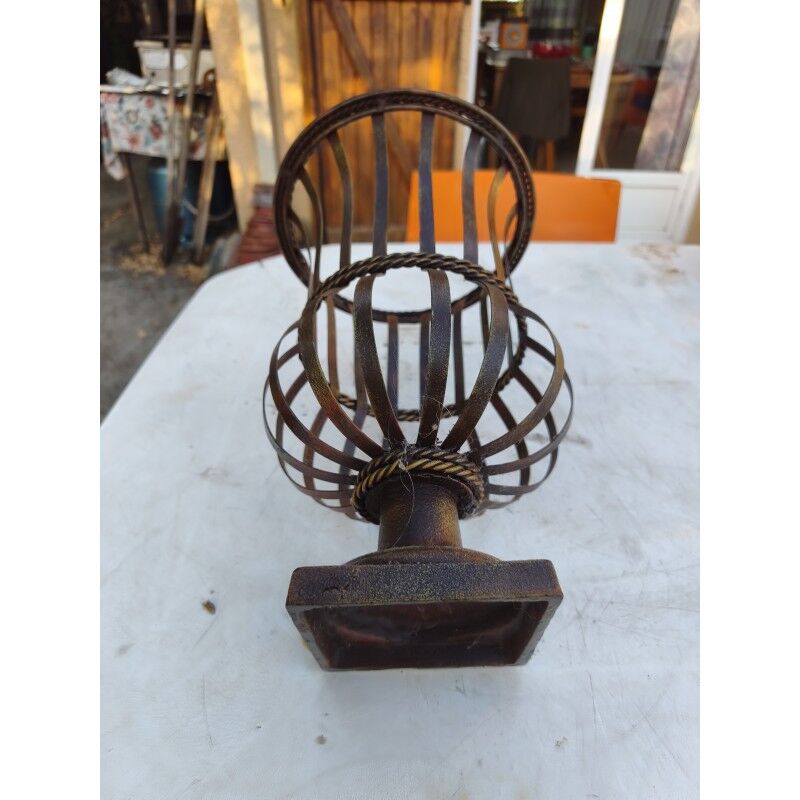 Vase en cuivre
