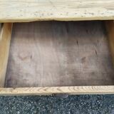 Farm table
