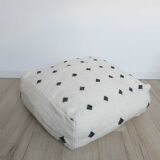 Berber pouf cover Béni Ouarain with black and white diamonds