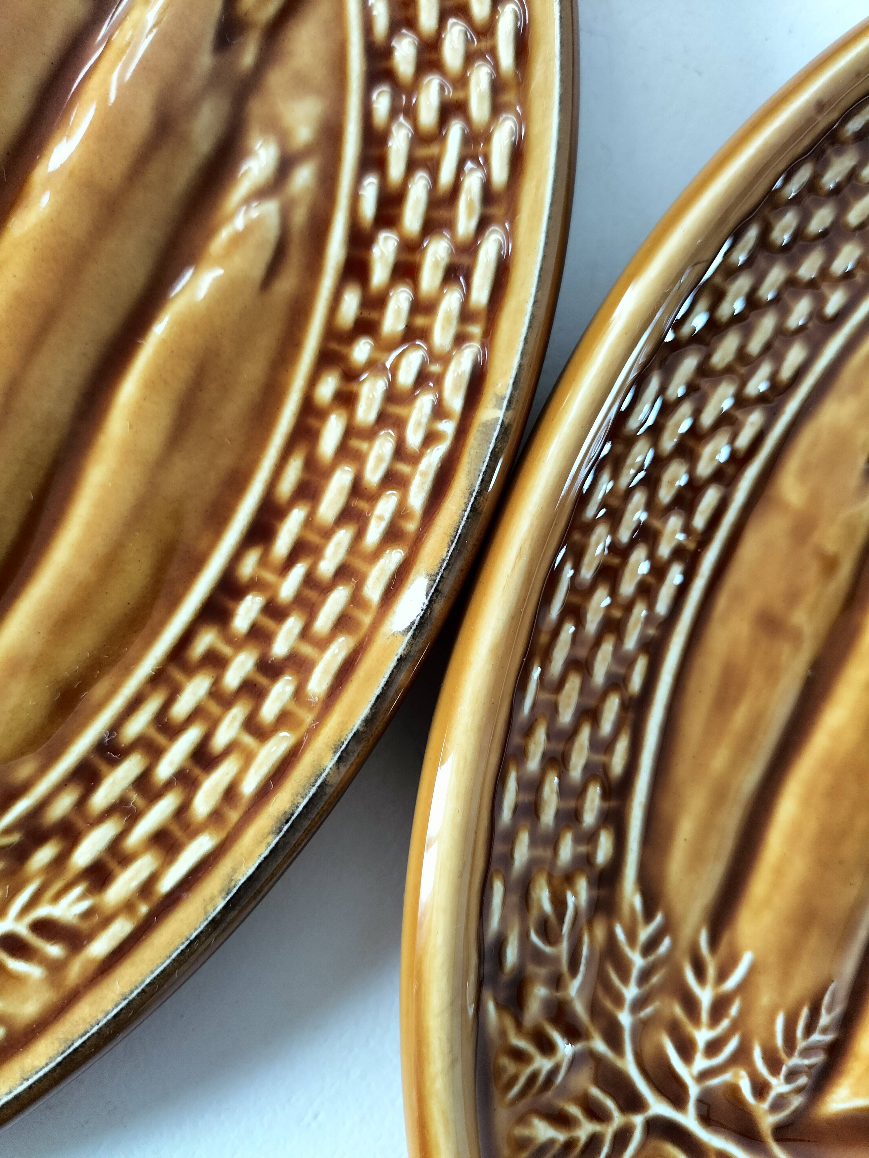 Set of 6 asparagus barbotine plates