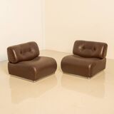 Pair of brown leather low chairs by Europoltrona 70's