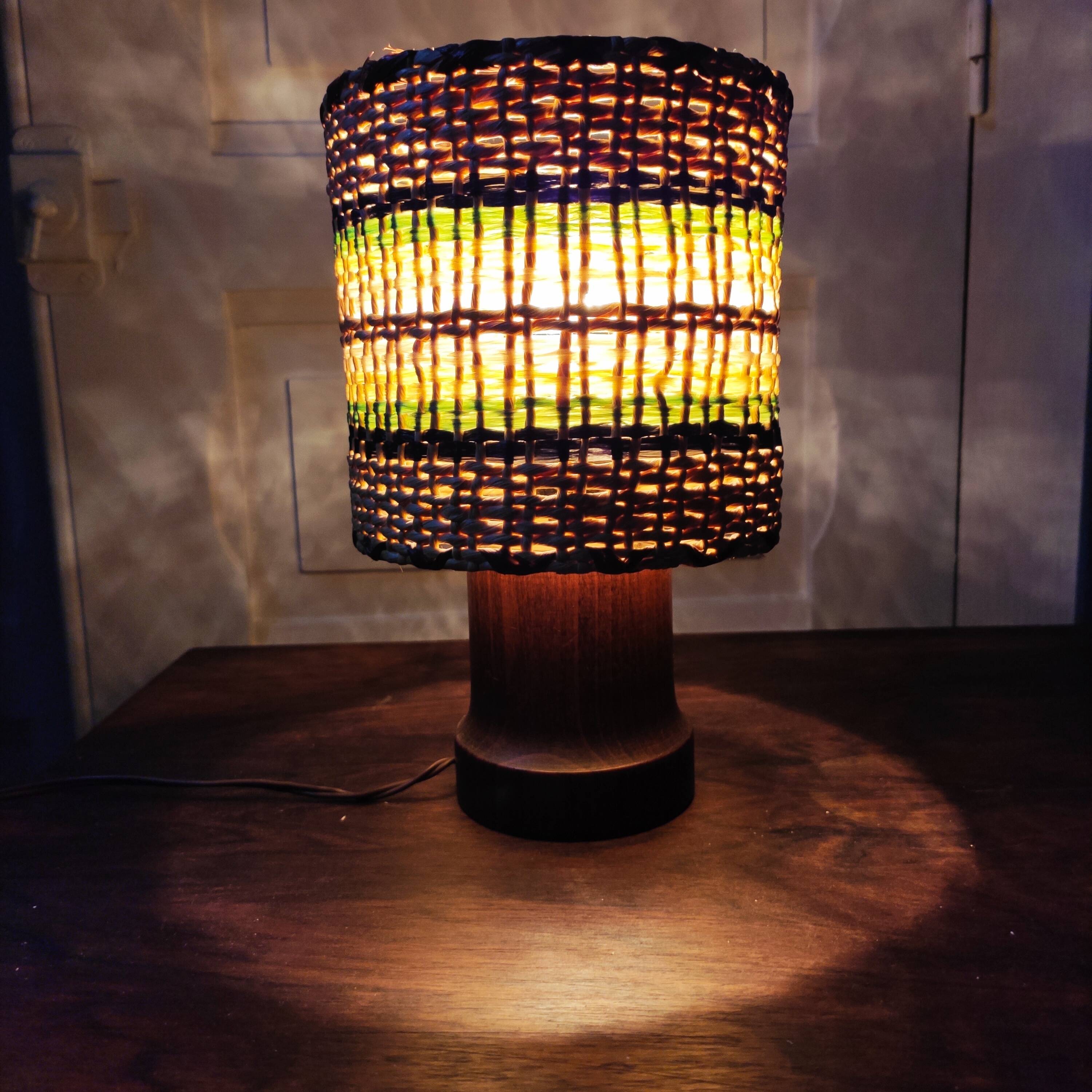 Lampe en bois et raphia, 1965