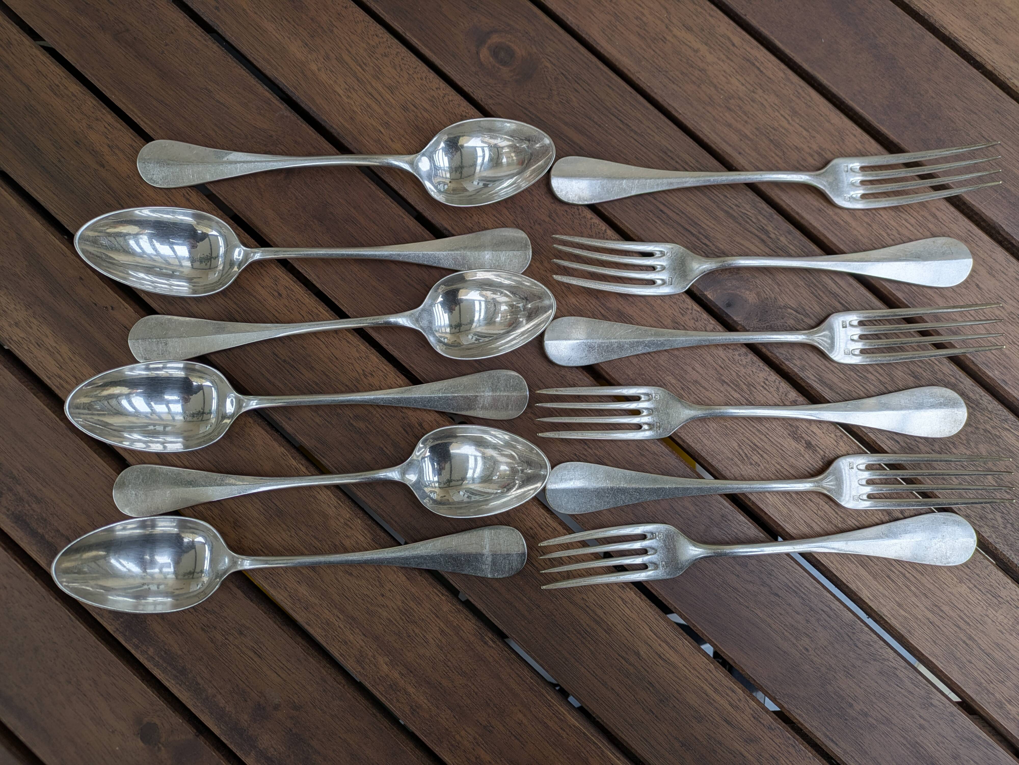 Set of 6 silver plated metal forks and spoons 20g with medallion f