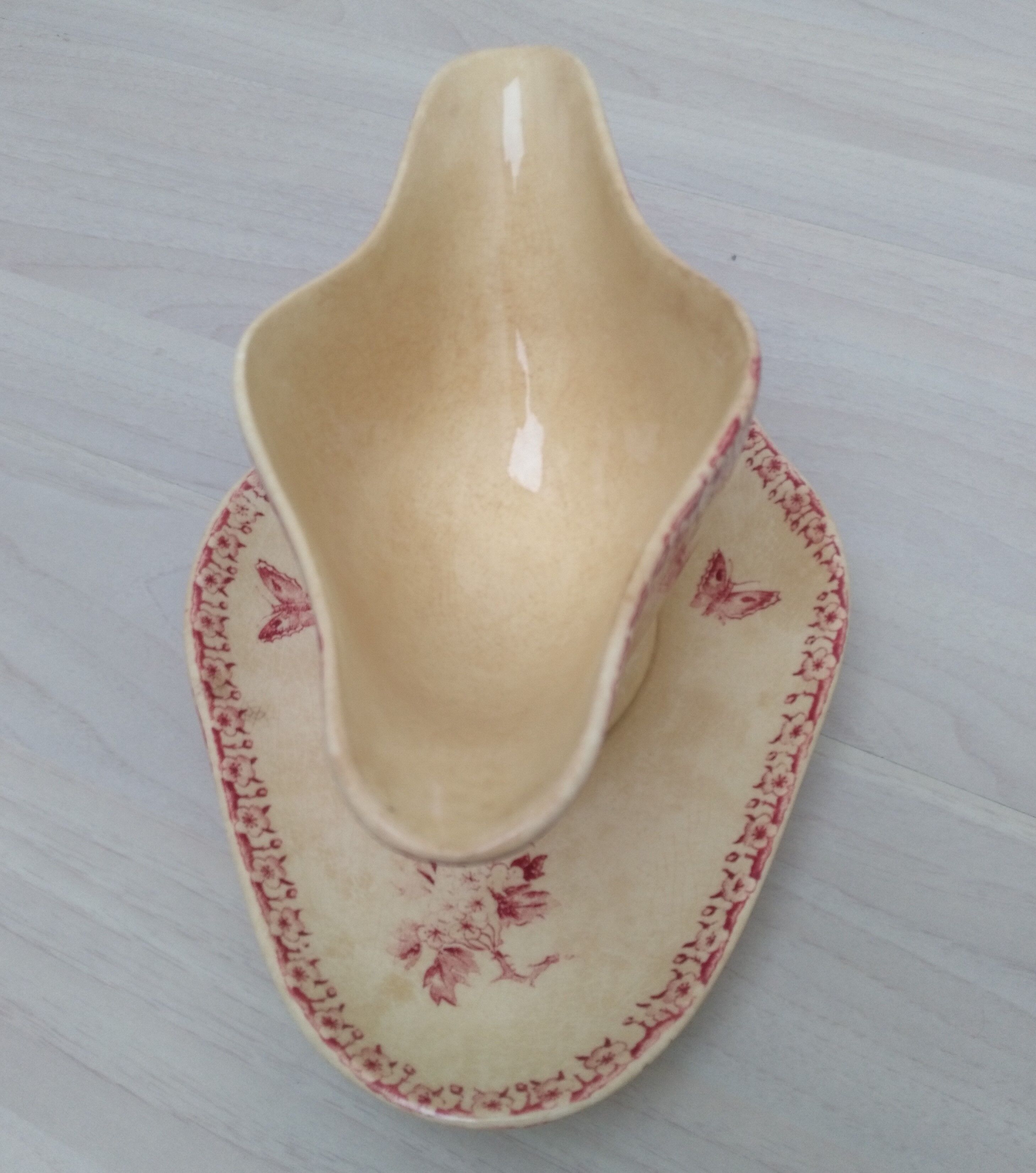 Saucière in iron earth of Gien model Pink hawthorn