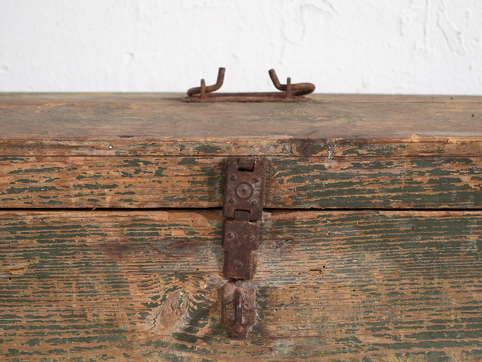 Small antique chest in green tones (c.1920) #78