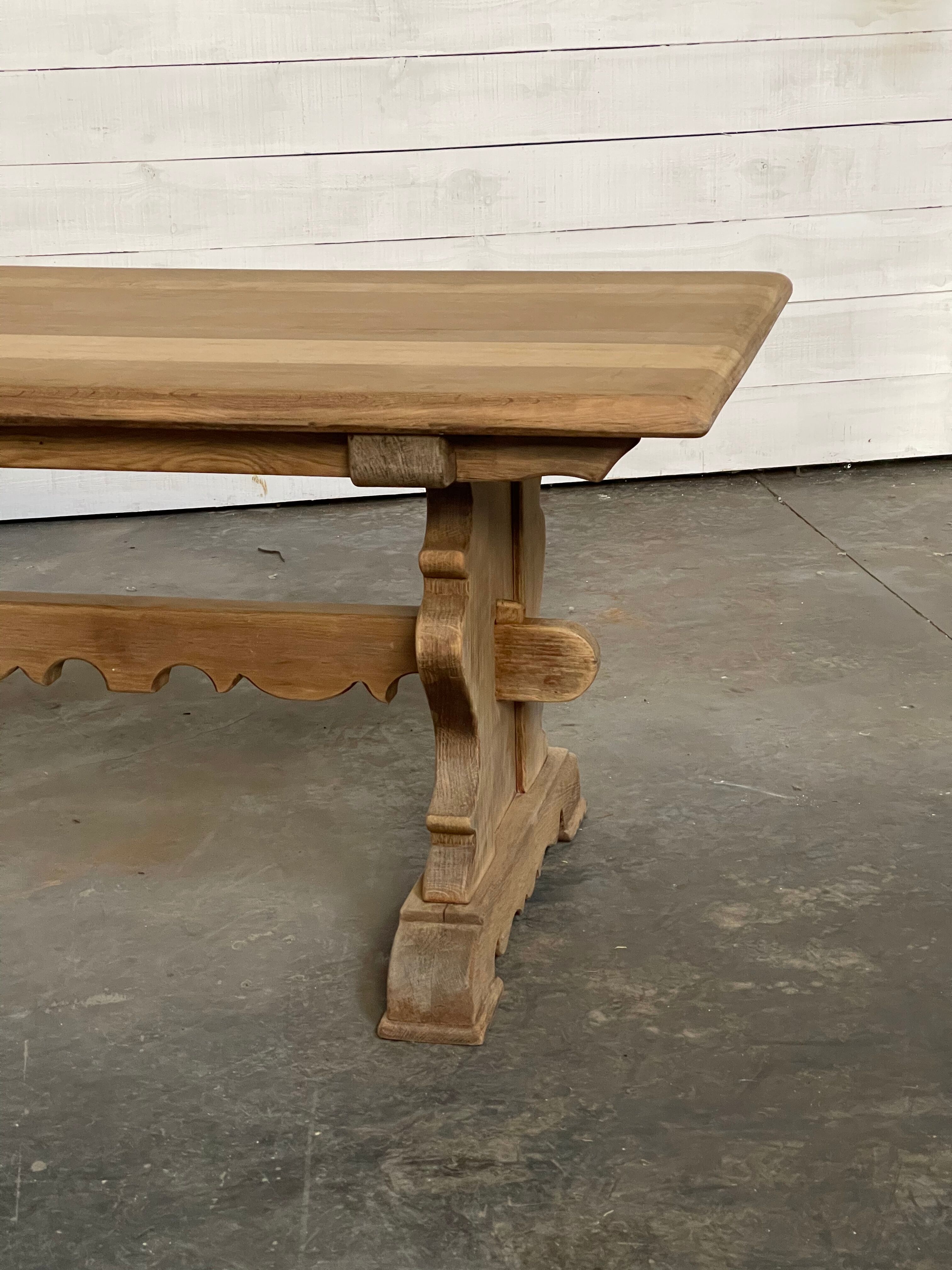 Monastery-style table