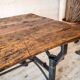Table industrielle avec plateau d’établi