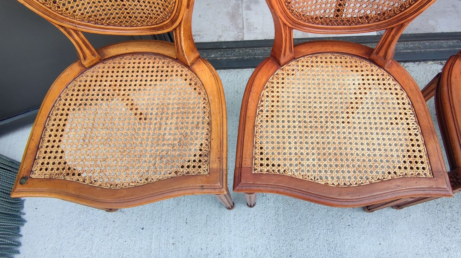 Series of 4 medallion chairs Louis XVI style