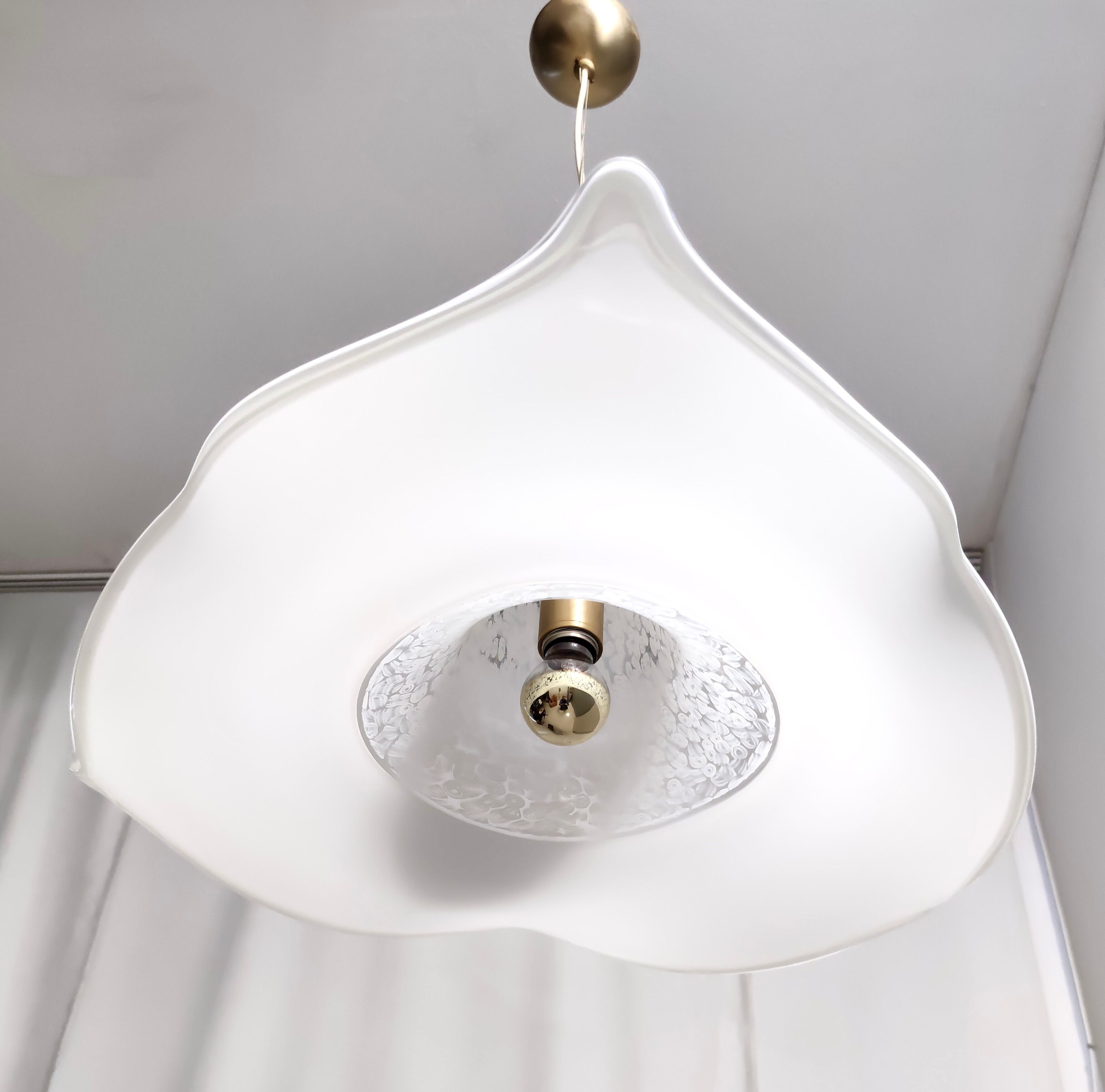 Postmodern White Murano Glass Pendant Marked La Murrina, Italy 1980s