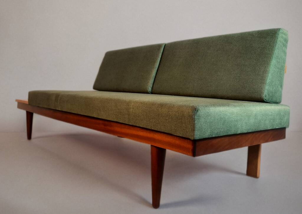 Lettvint model daybed, Vintage Scandinavian 1960s