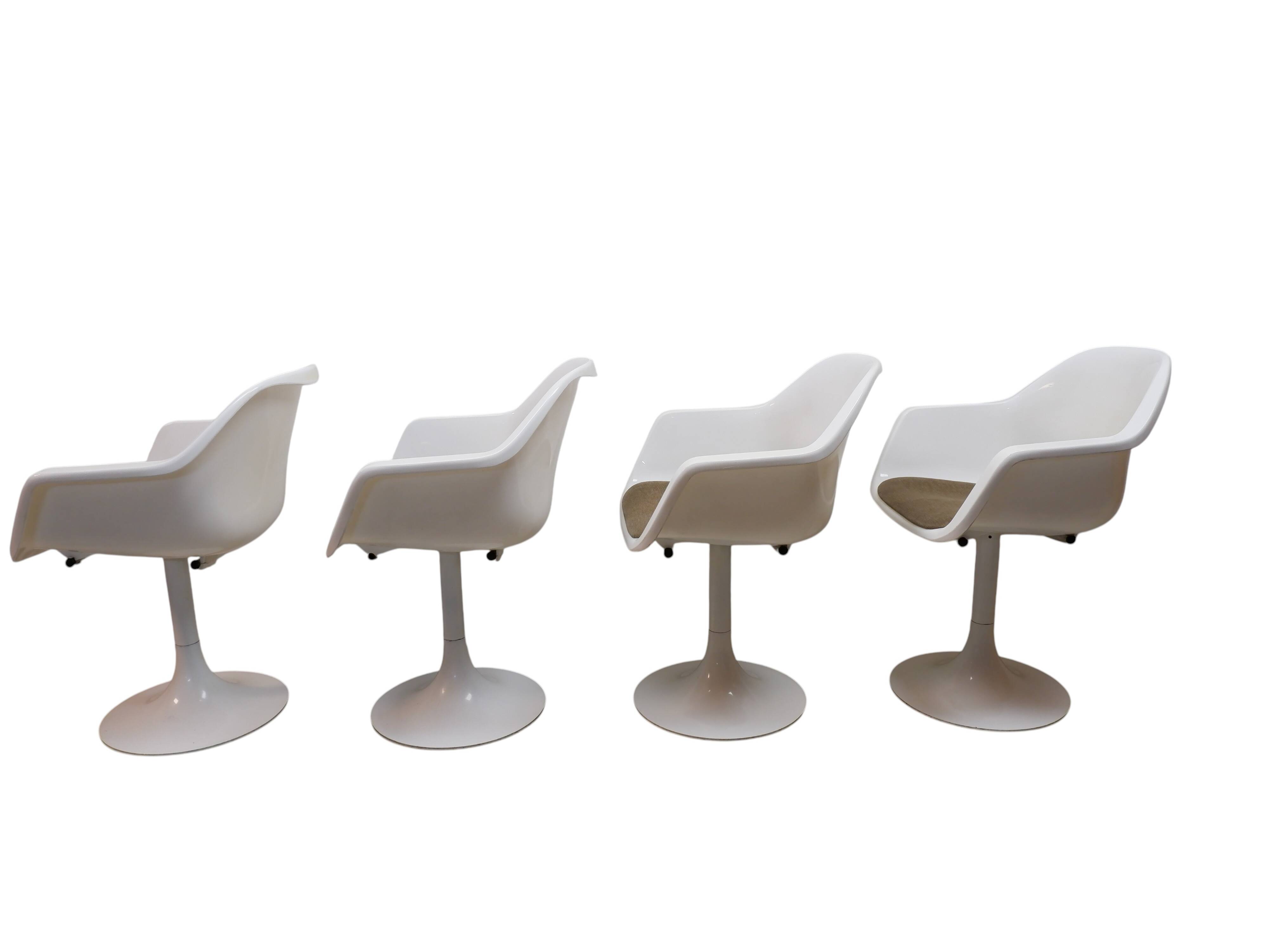 Ensemble de 4 chaises pivotantes par OWI, années 1970