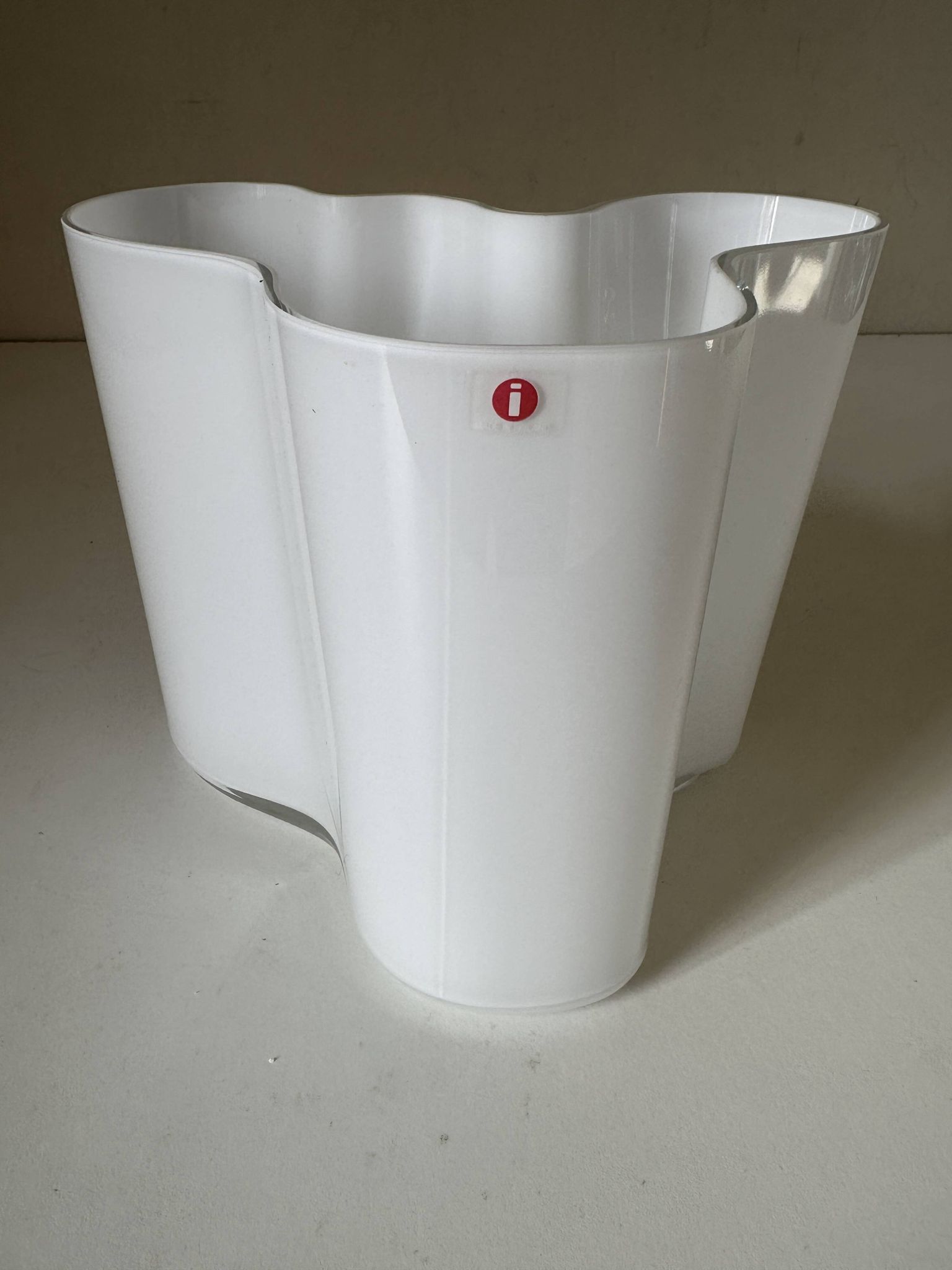 Vase savoy design alvar aalto pour iittalia design annees 70