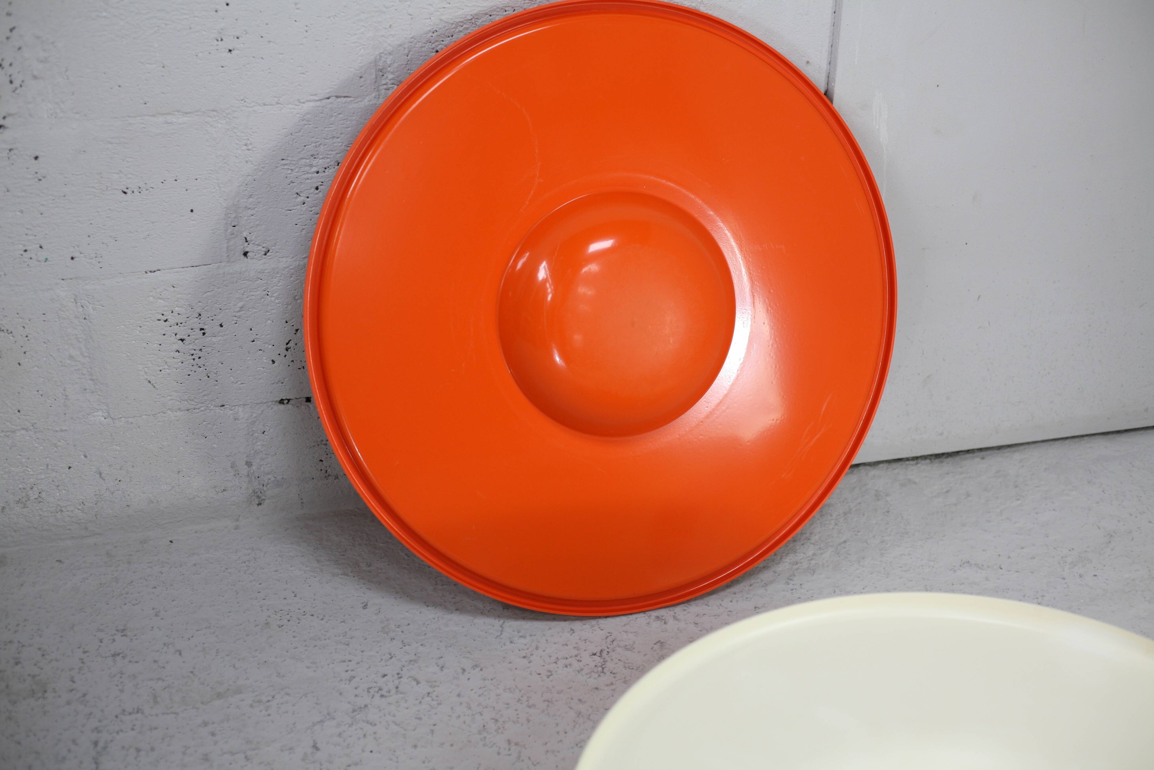 Coffee table by Etienne Fermigier. published by Meubles et Functions. France, 1968