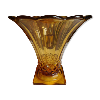 Old 50 years amber tulip vase