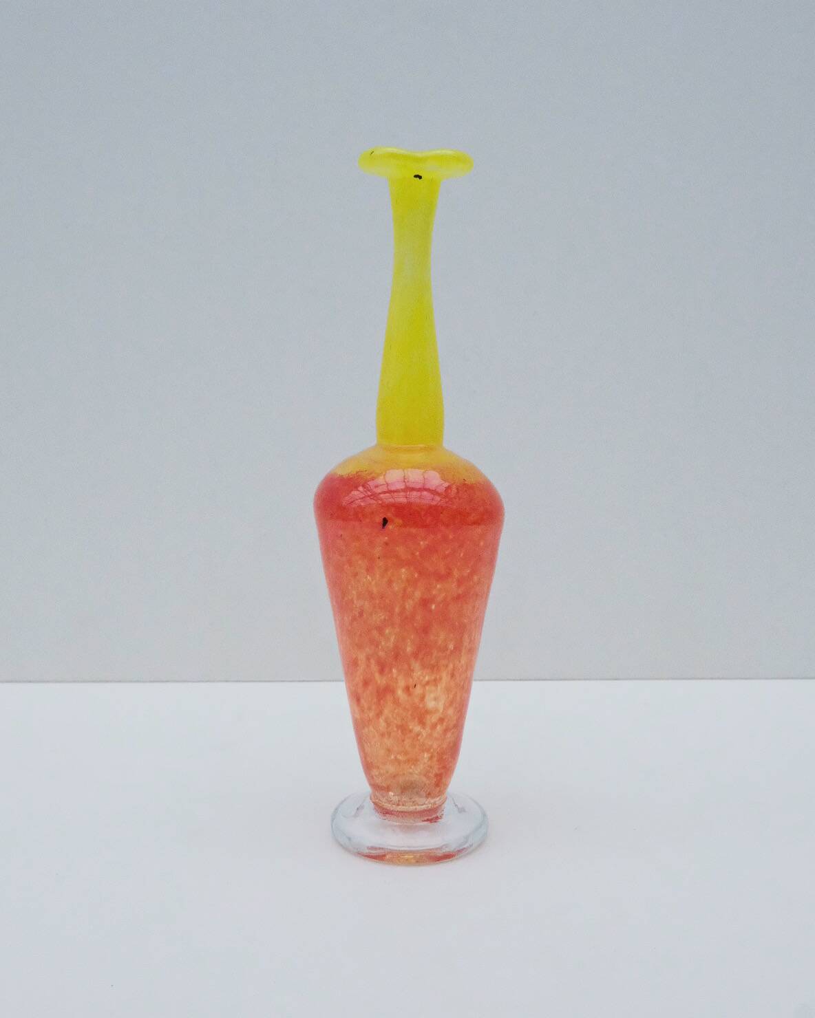 Signed blown glass vase, 1970