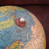 vintage leiz globe