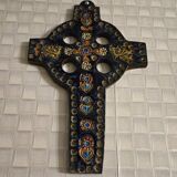 Glazed ceramic devotion cross – floral patterns