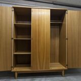 Armoire scandinave 3 portes en teck blond